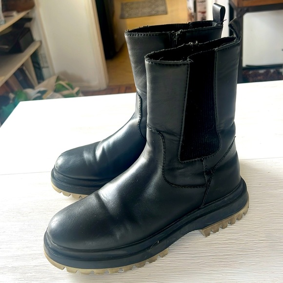 Zara Girls Zip Chelsea/Moto Boots with Lug Sole - Black, Size 37 - Picture 3 of 11